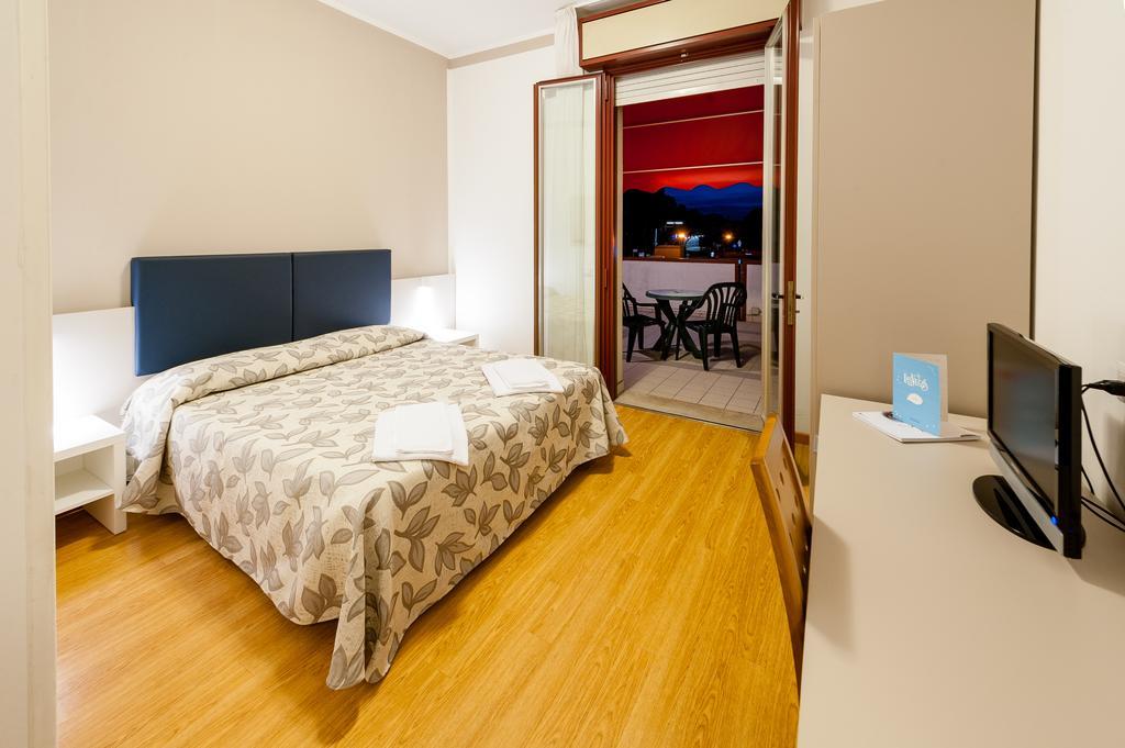 Hotel Del Corso Bibione Kültér fotó
