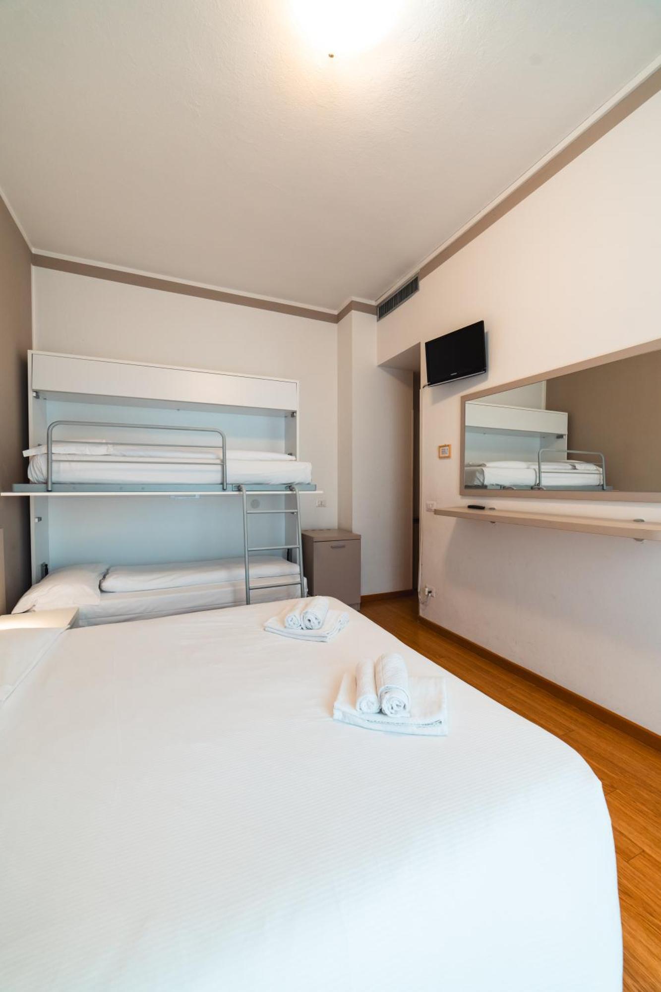 Hotel Del Corso Bibione Kültér fotó
