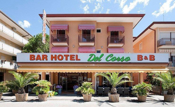 Hotel Del Corso Bibione Kültér fotó
